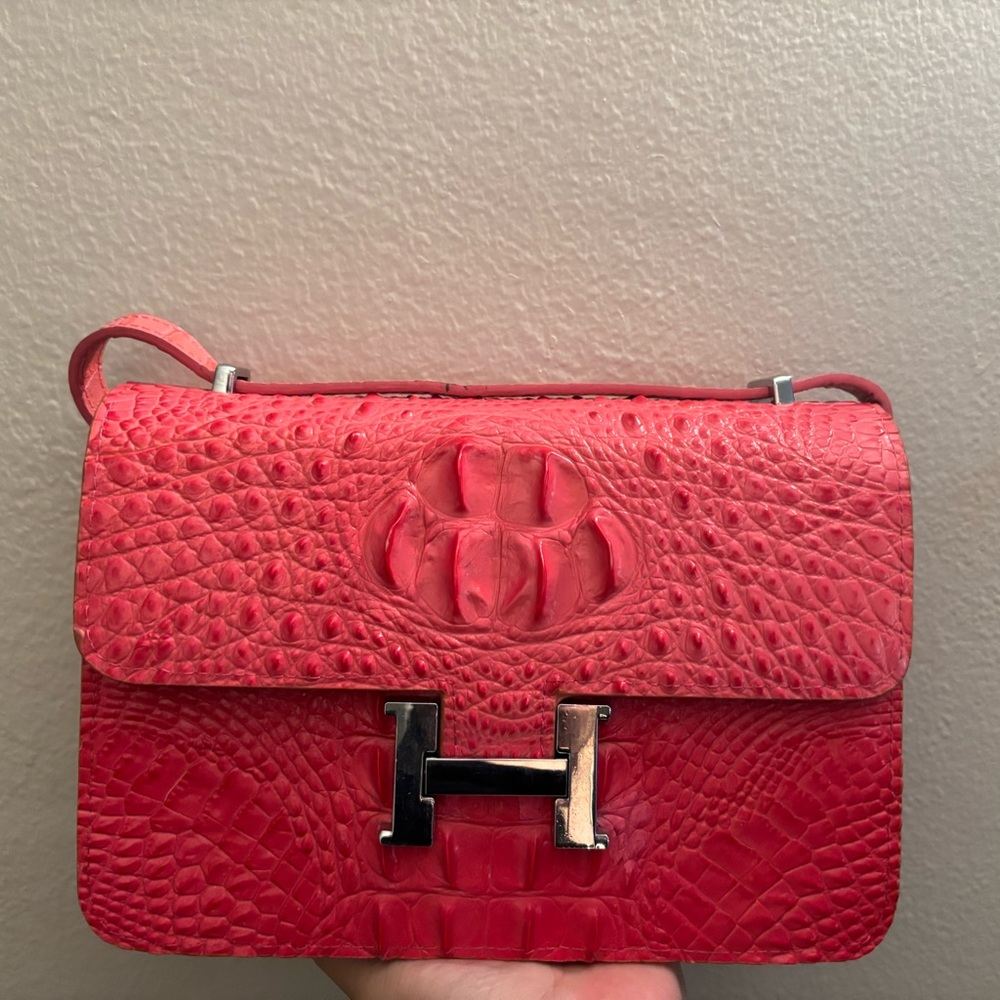 Elegant Red Crocodile Leather Handbag